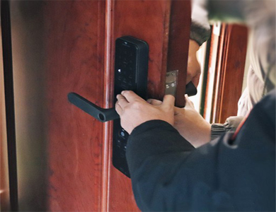 长海24小时上门开锁公司